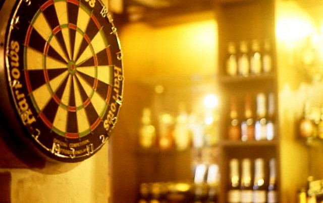 bar darts